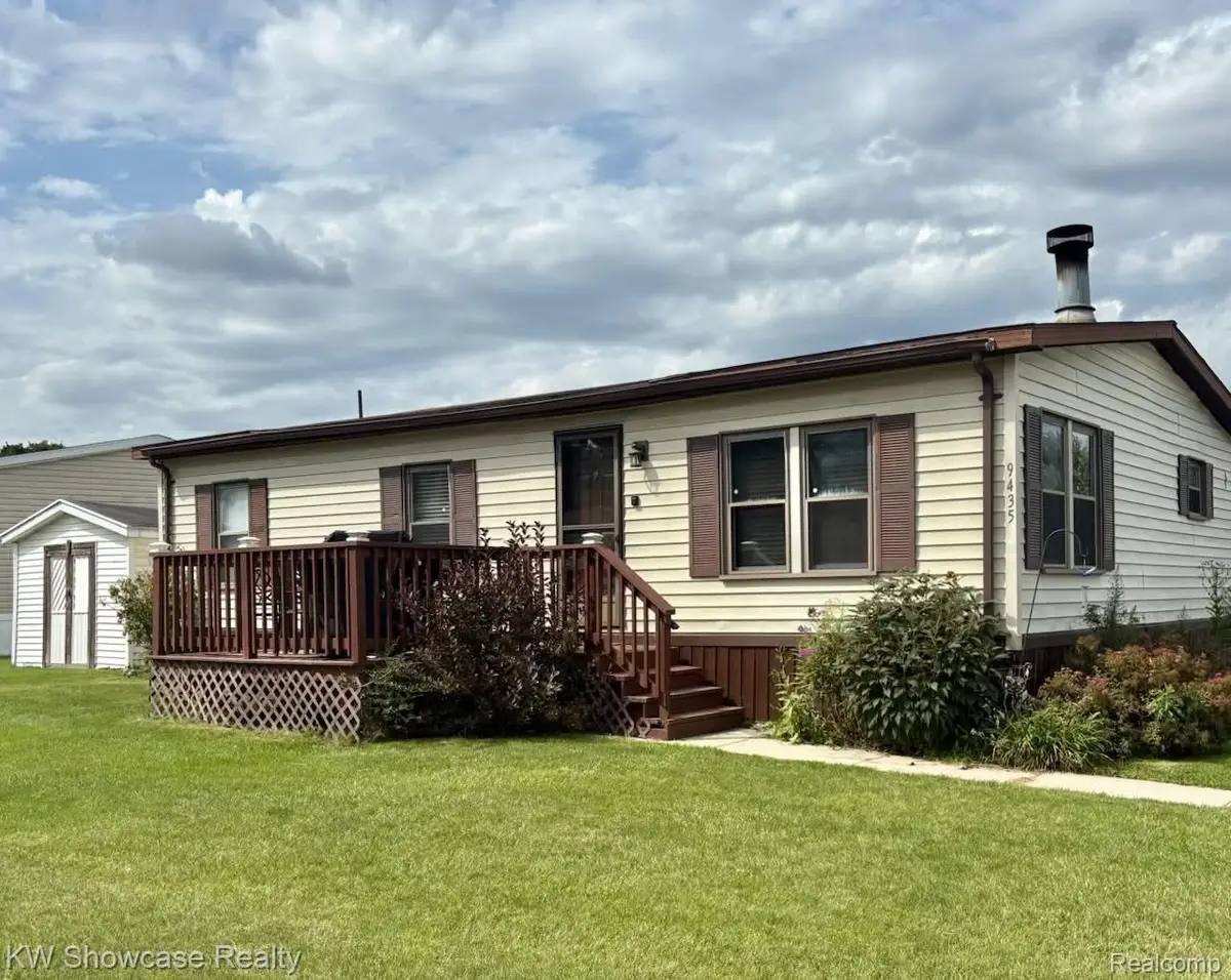 9435 Hunters Rill Road, Fenton, MI 48430 - #1