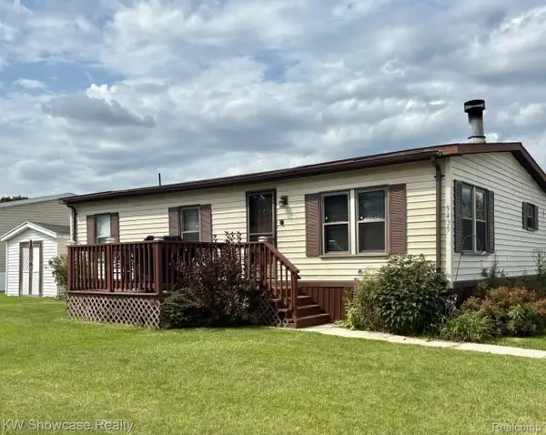 9435 Hunters Rill Road, Fenton, MI 48430