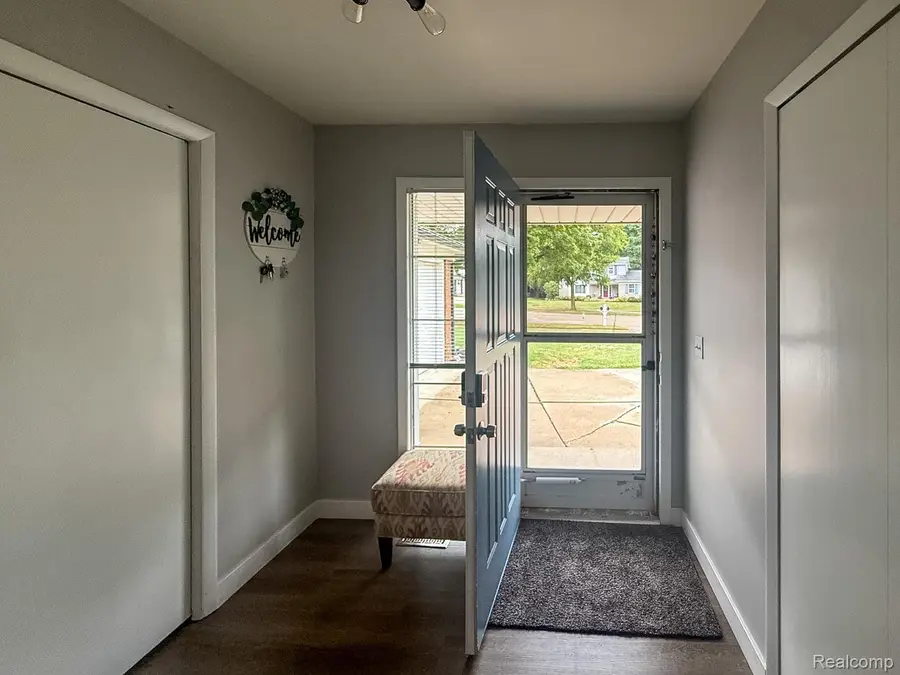 4036 Wentworth Drive, Troy, MI 48098 - #3