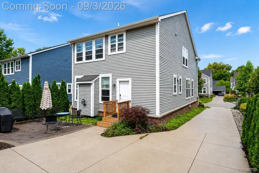 708 Hickory Street, Milford, MI 48381 - #3