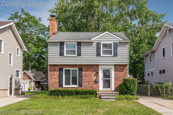 1033 Irving Avenue, RoyalOak, MI 48067