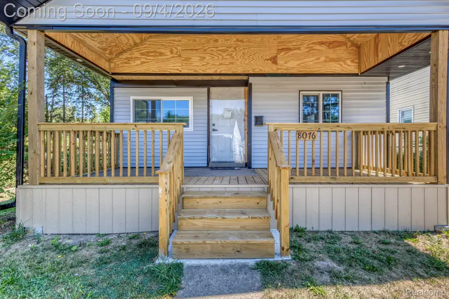 8076 Stahelin Avenue, Detroit, MI 48228 - #2