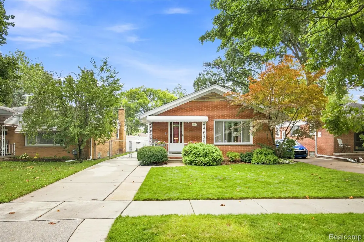3921 Harding Street, Dearborn Heights, MI 48125 - #1