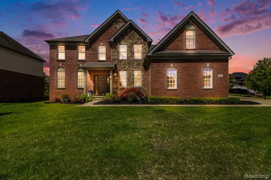 50371 Langley Drive, Novi, MI 48374 - #2