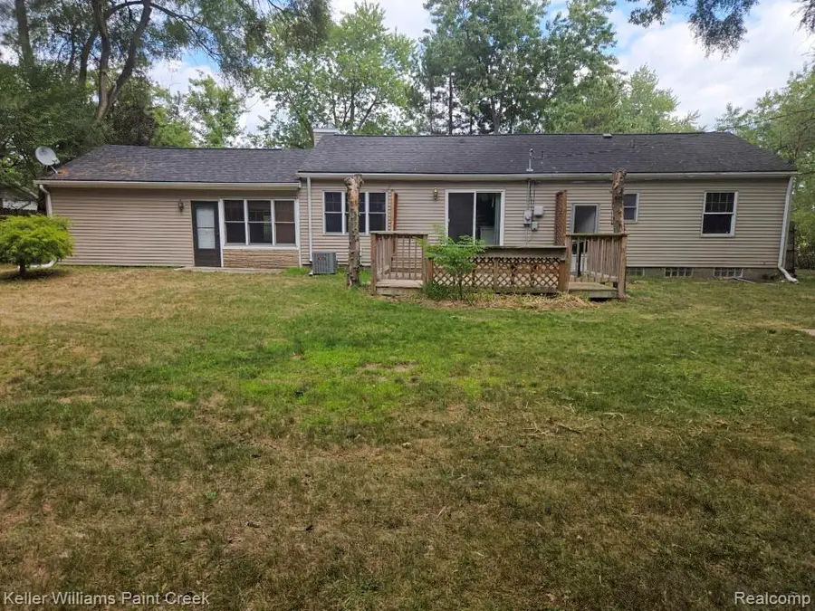 2438 Archdale, West Bloomfield, MI 48324 - #2