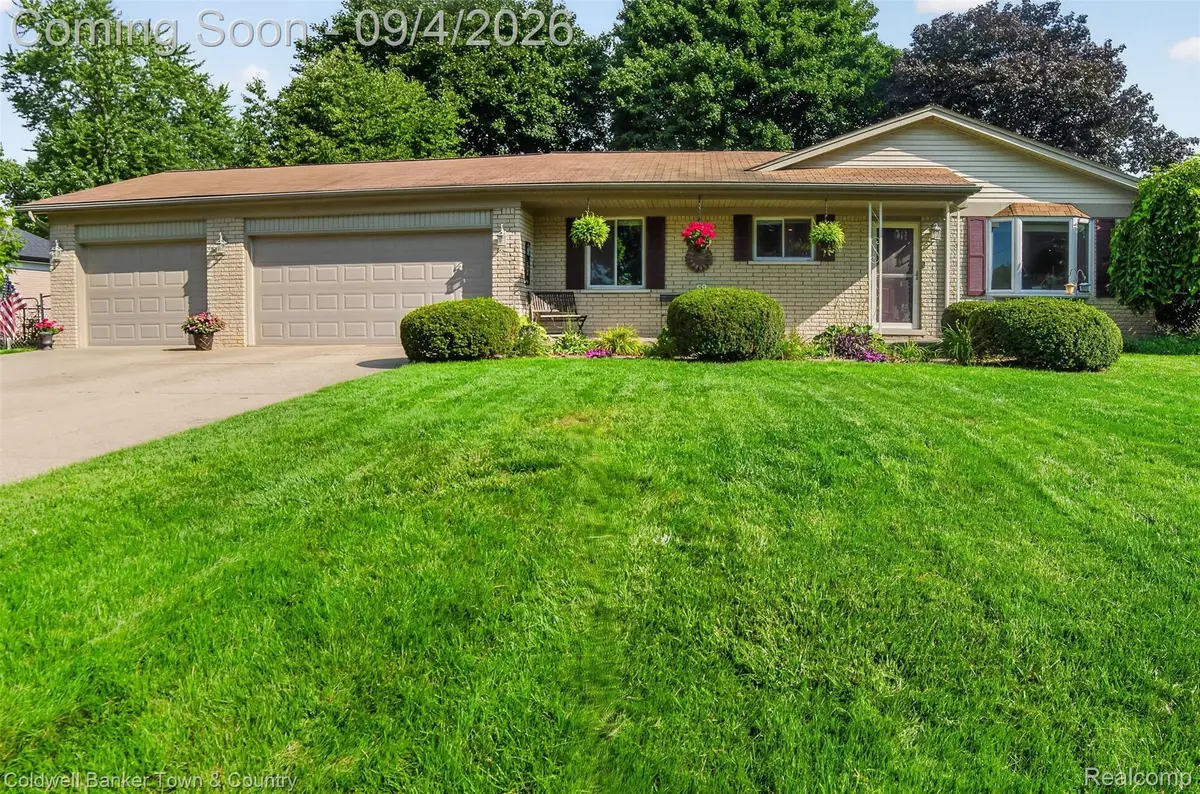 6282 Peach Drive, Clarkston, MI 48346 - #1