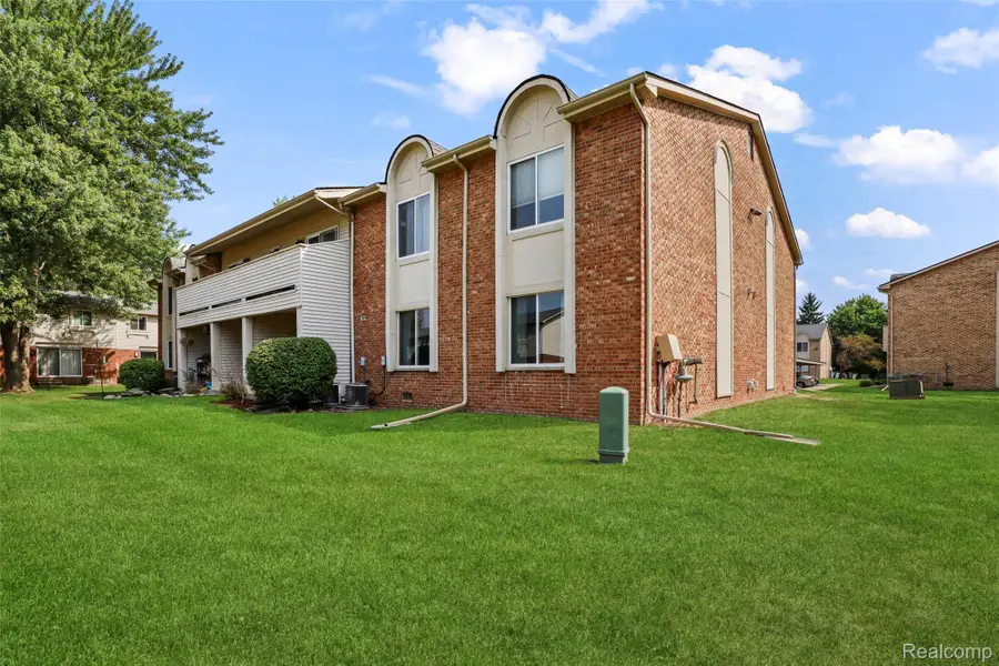 44481 Savery Drive, Canton, MI 48187 - #2