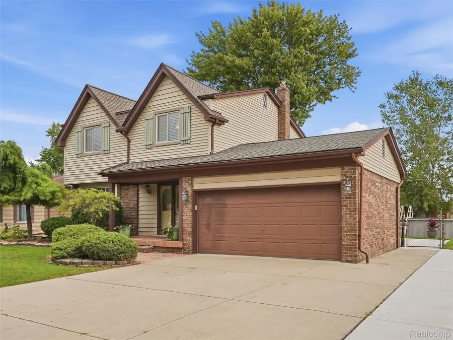 36216 Tindell Drive, Sterling Heights, MI 48312 - #3