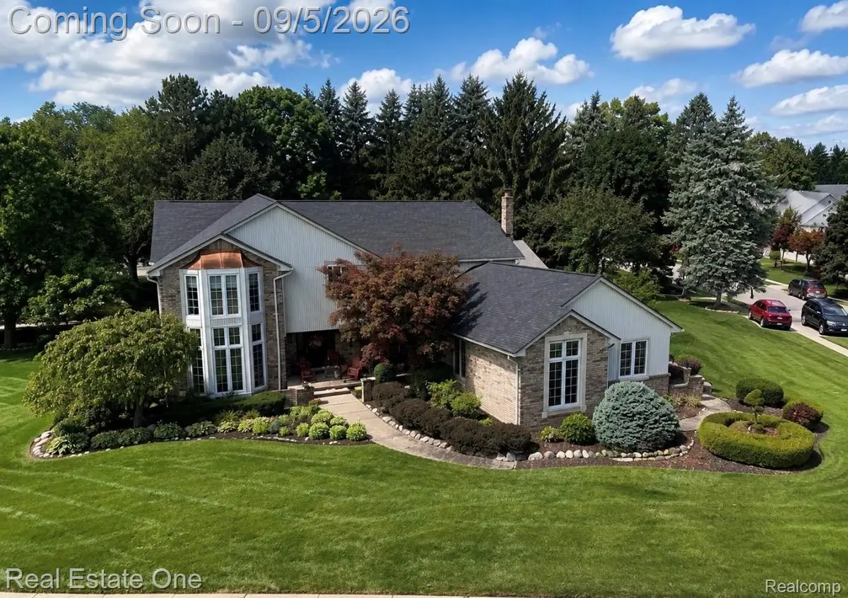 54737 Sherwood Lane, Shelby, MI 48315 - #1