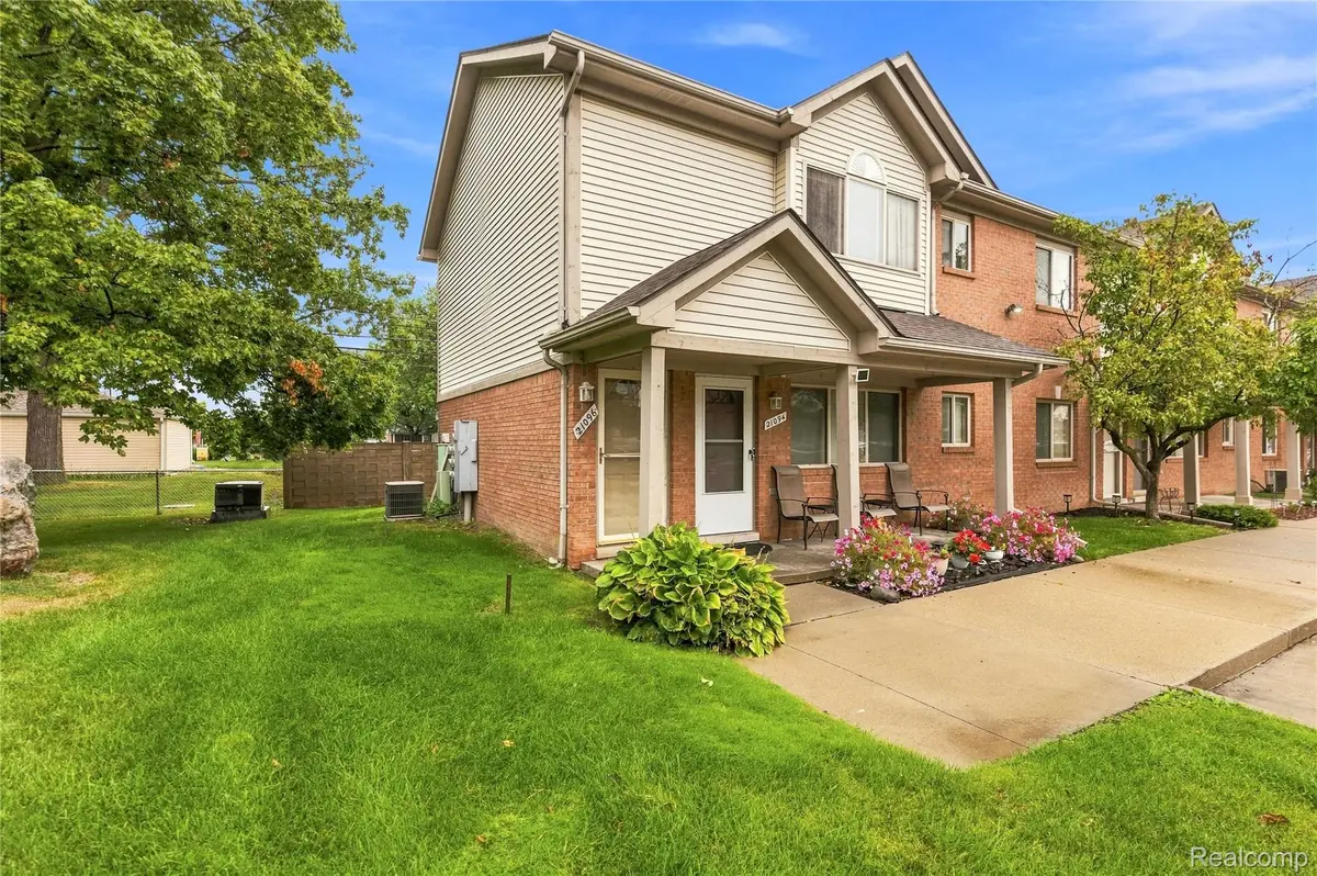 21096 Flora Street, Roseville, MI 48066 - #1