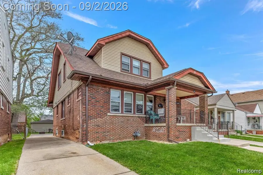 7521 Steadman Street, Dearborn, MI 48126 - #2