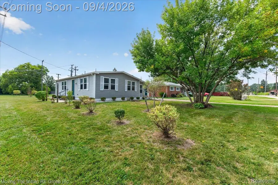 40 Owen Street, Belleville, MI 48111 - #3