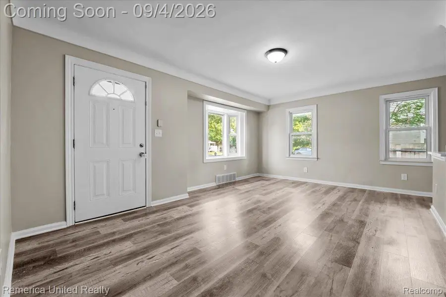 28526 Brentwood Street, Southfield, MI 48076 - #2