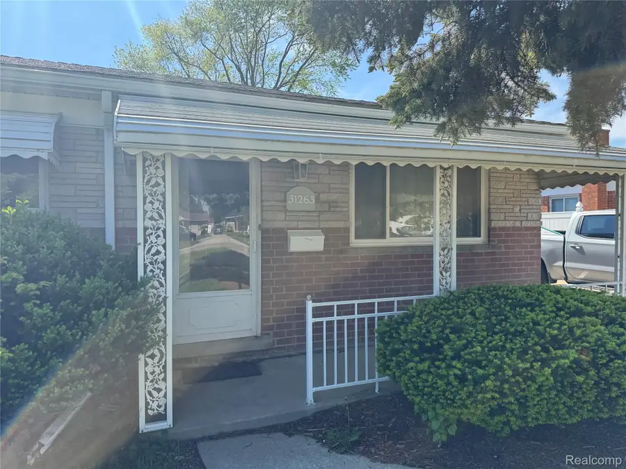 31263 Hayes Road, Warren, MI 48088 - #3