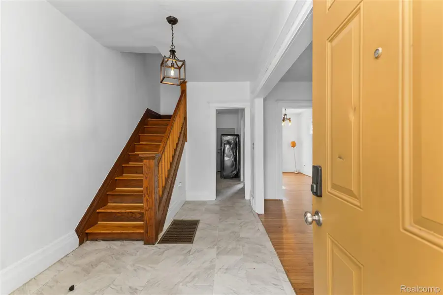 444 E Philadelphia Street, Detroit, MI 48202 - #3