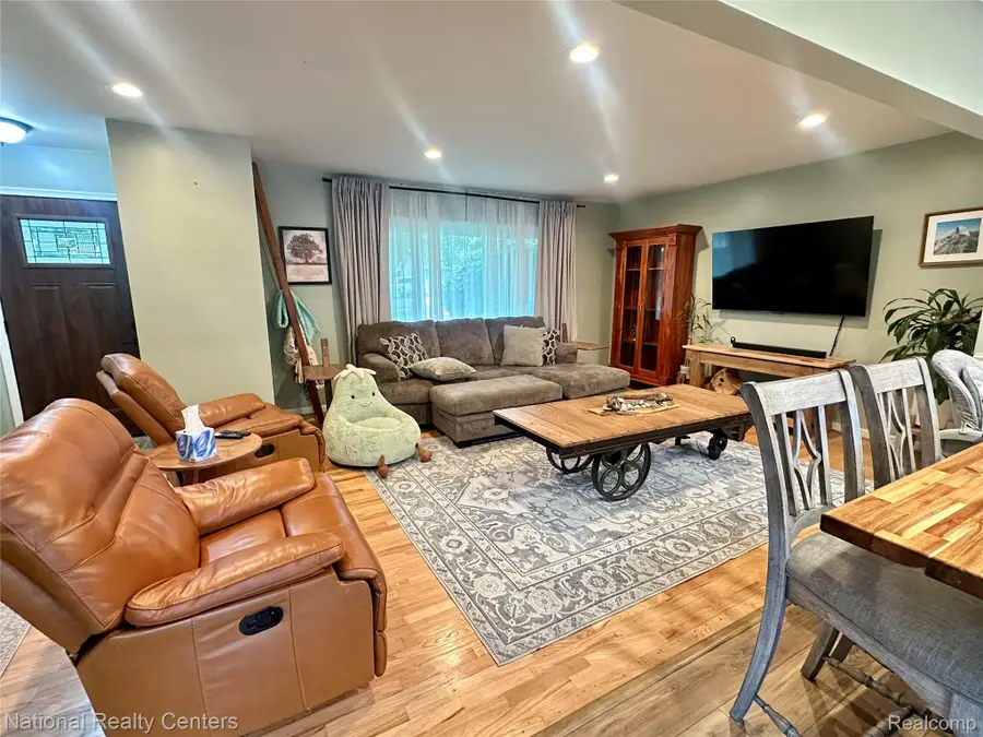 5073 Winston Drive, Swartz Creek, MI 48473 - #3