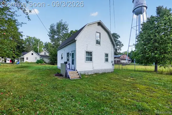 317 E Belle Avenue, StCharles, MI 48655