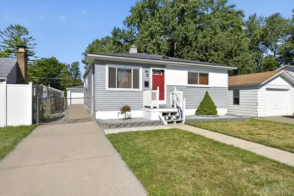 4672 Edgewood Street, DearbornHeights, MI 48125