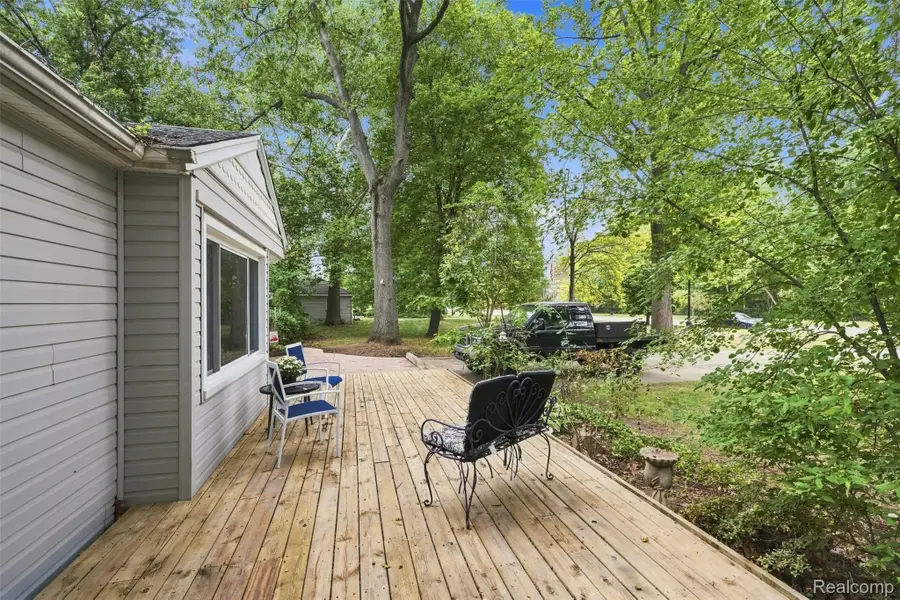 23366 Superior Parkway, Taylor, MI 48180 - #3