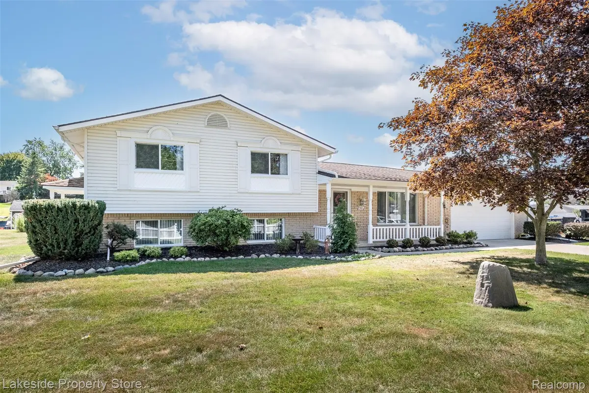 841 Driburg Drive, Commerce, MI 48390 - #1