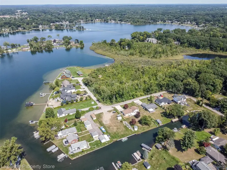 841 Driburg Drive, Commerce, MI 48390 - #3