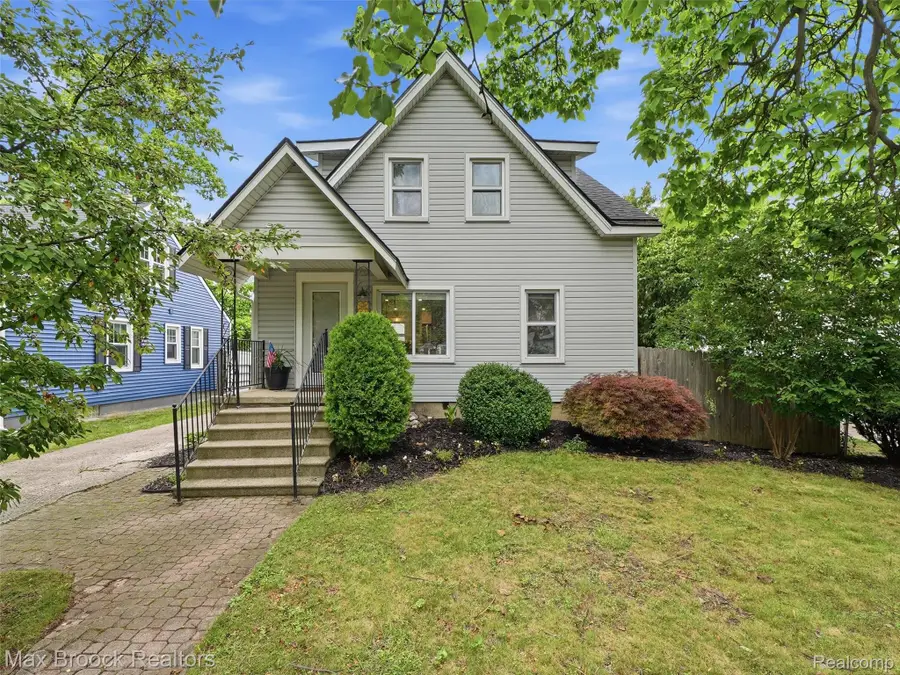 1216 W Windemere Avenue, Royal Oak, MI 48073 - #2