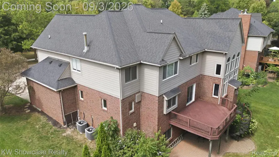 31132 Lagoon Drive, Novi, MI 48377 - #3
