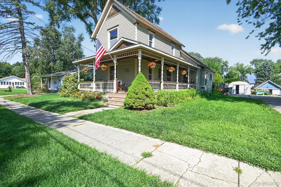 158 W 1st Street, Perry, MI 48872 - #2