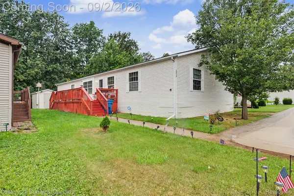 24519 Manchester, FlatRock, MI 48134