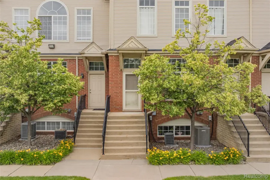 30695 Ardmore Court, Novi, MI 48377 - #2