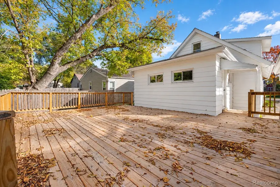 1550 Lambden Road, Flint, MI 48532 - #2