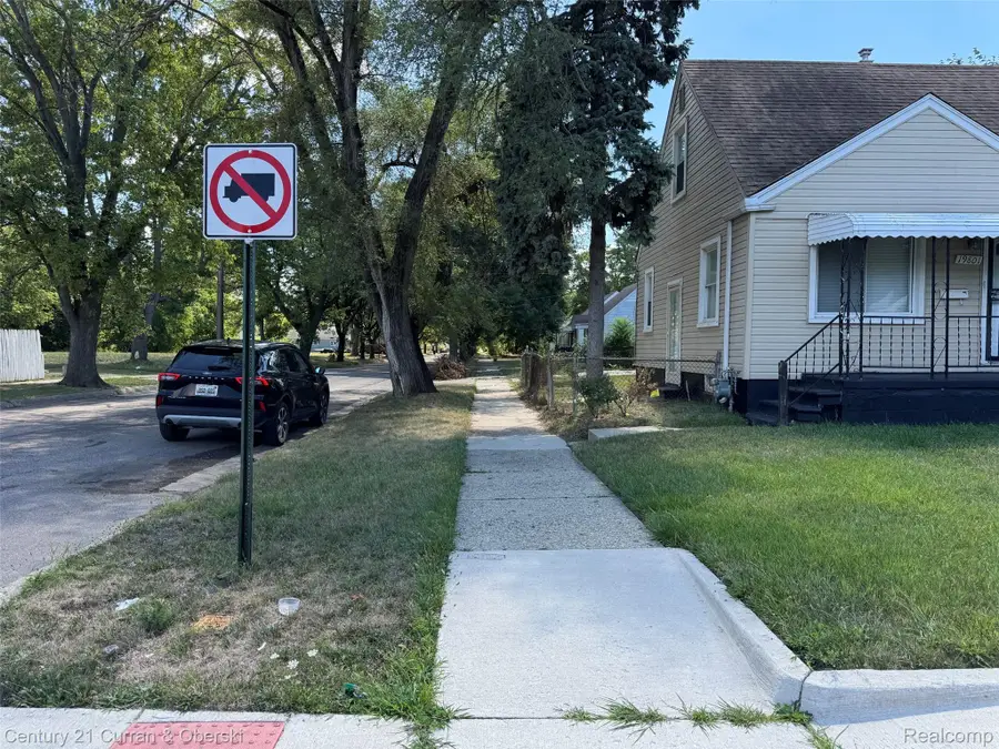 19801 Tireman Street, Detroit, MI 48228 - #2