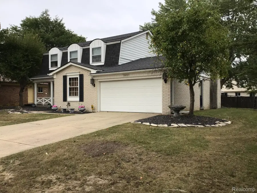 39632 Chaffer Street, Clinton, MI 48038 - #2