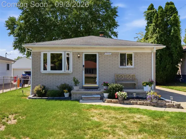 29261 Mcdonald Street, Roseville, MI 48066
