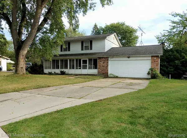 9438 W Shady Grove Court, WhiteLake, MI 48386