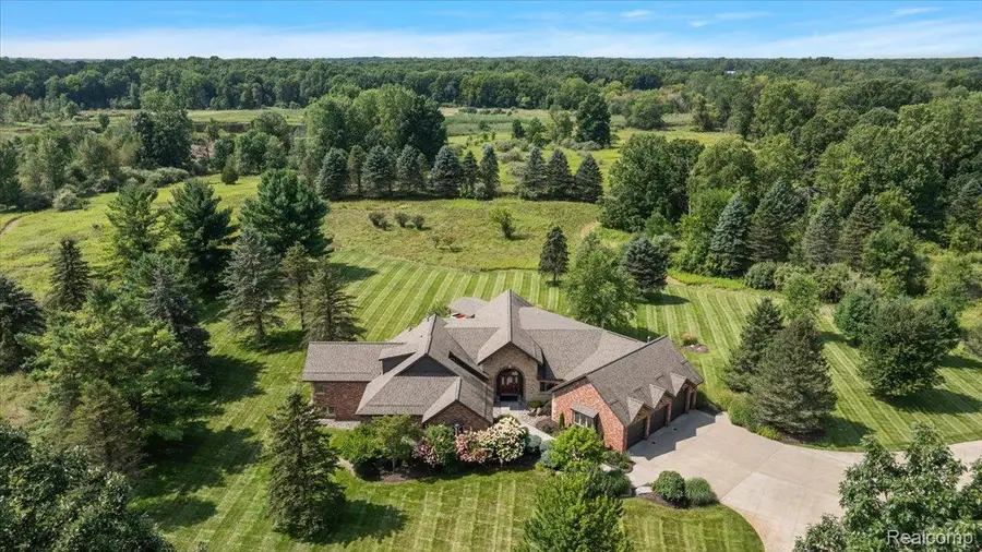 3233 Winegar Road, Perry, MI 48872 - #2