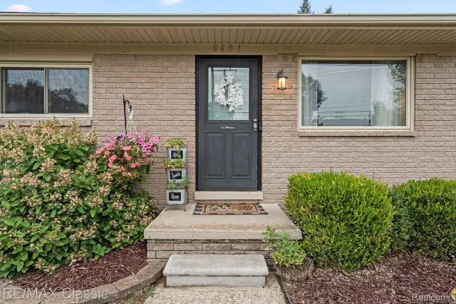 8601 Haller Street, Westland, MI 48185 - #2