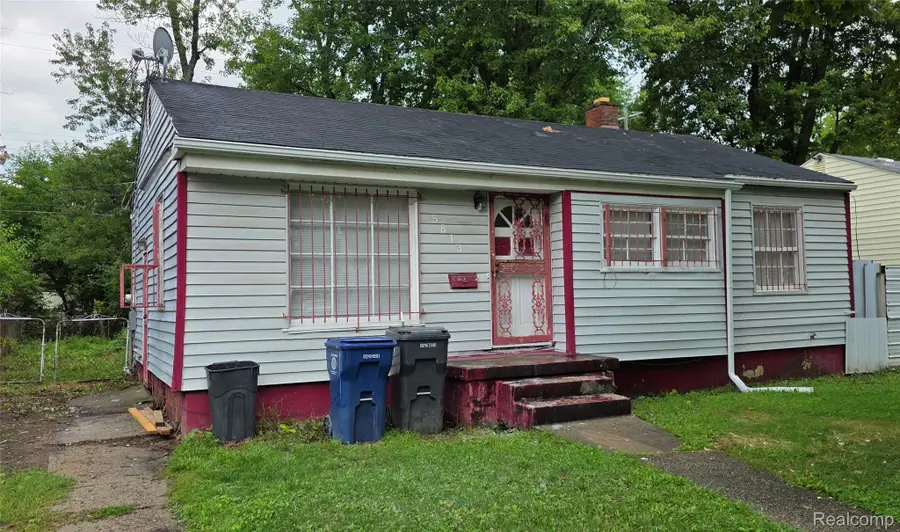 5813 Winthrop Boulevard, Flint, MI 48505 - #3
