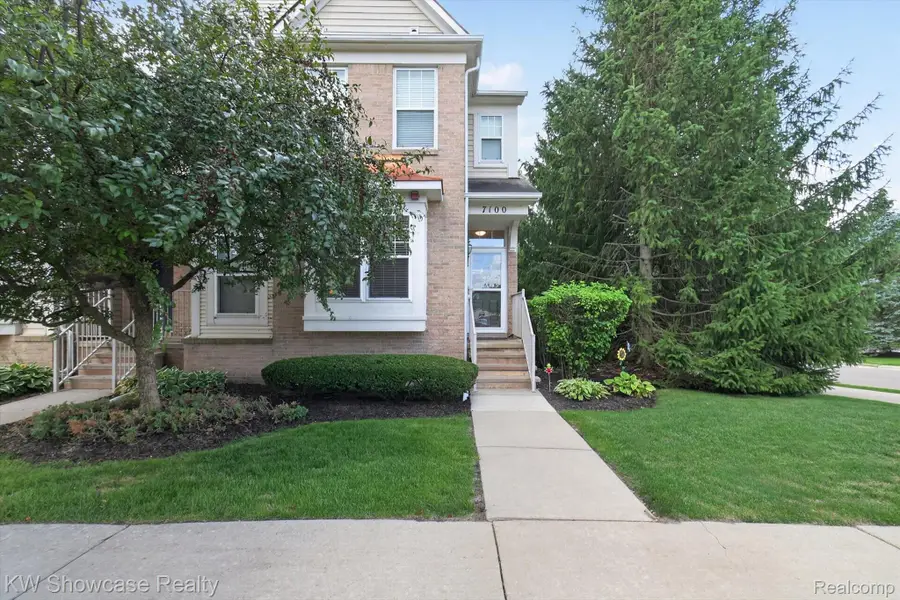 7100 Heron Hills Drive, Wolverine Lake, MI 48390 - #3