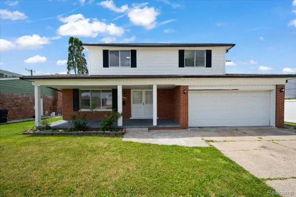 3528 Byrd Drive, SterlingHeights, MI 48310