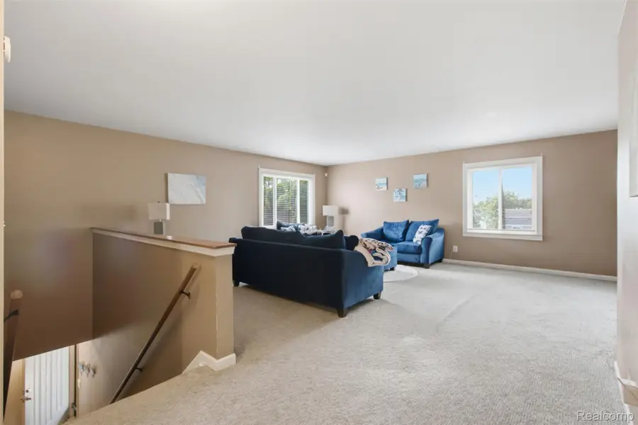 735 Claire Pointe Circle, Saint Clair Shores, MI 48081 - #3