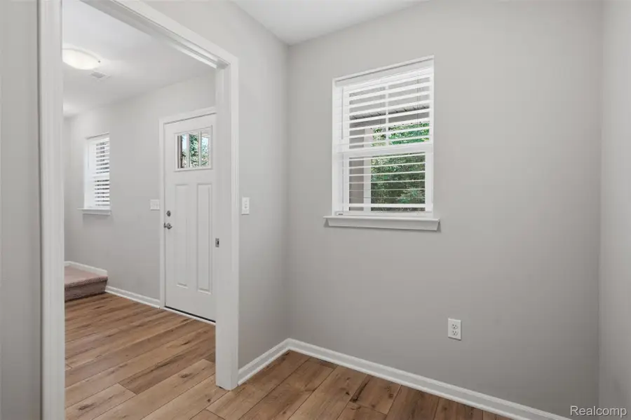 544 Anne Avenue, Brighton, MI 48116 - #3
