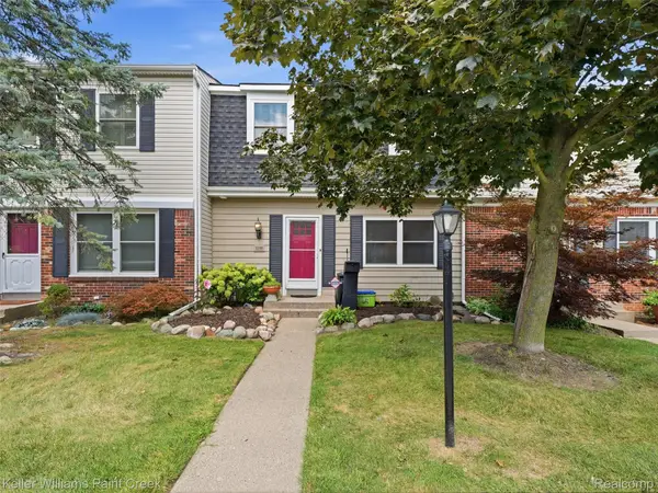 1208 Lear Court, RochesterHills, MI 48307