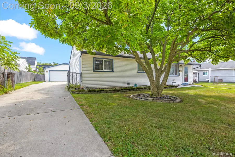 3587 Barry Street, Wayne, MI 48184 - #2
