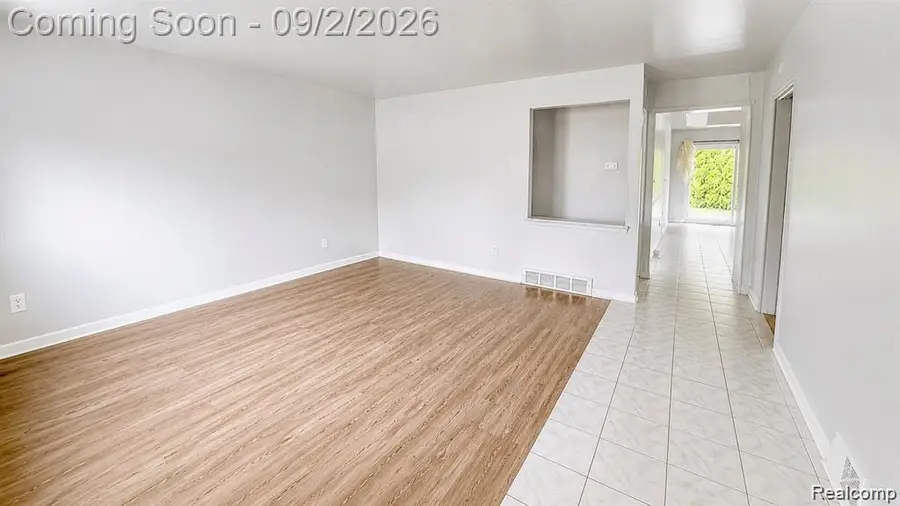 2253 Bernice Avenue, Warren, MI 48091 - #3