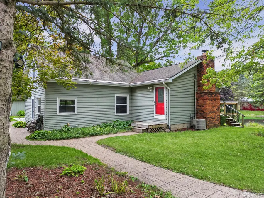 11897 Shaffer Road, Davisburg, MI 48350 - #3