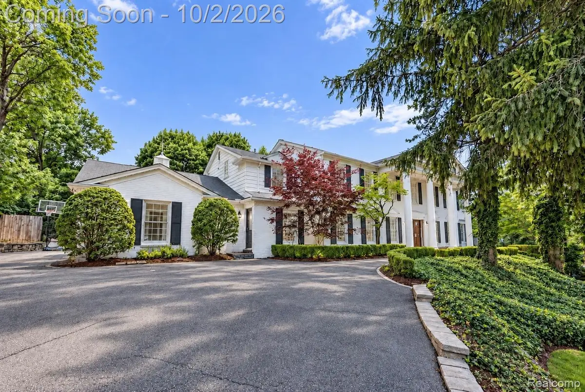 140 Linda Court, Bloomfield Hills, MI 48304 - #1