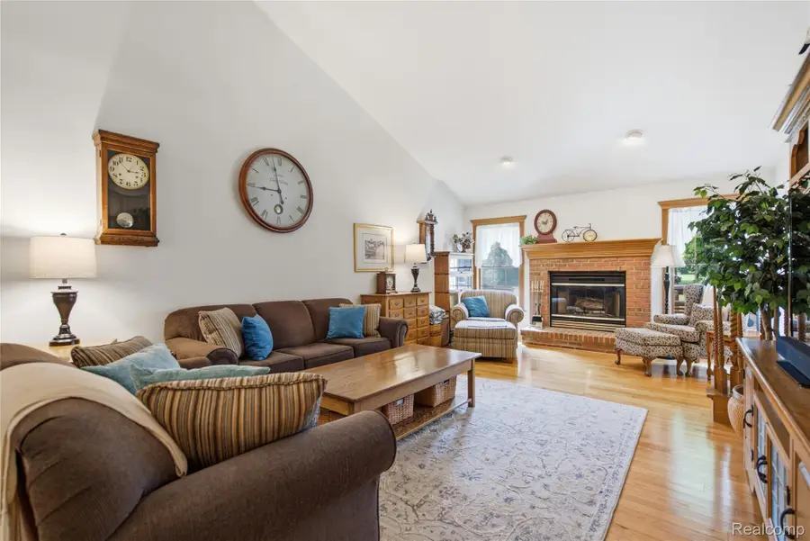 11325 Hartland Road, Fenton, MI 48430 - #3