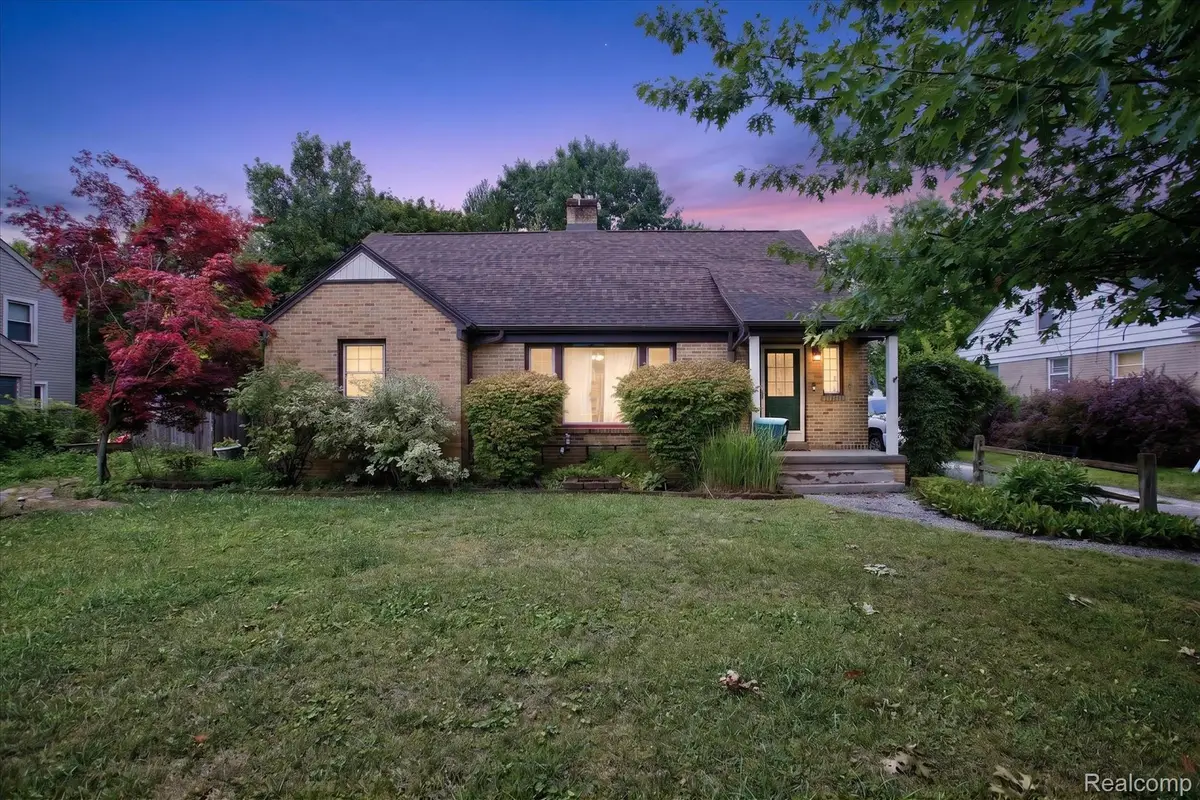123 Graham Street, Saginaw, MI 48602 - #1