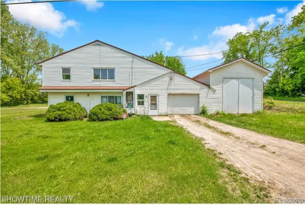 654 N Blacks Corners Road, ImlayCity, MI 48444